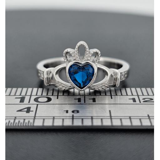 905709 Ruler Front.jpg