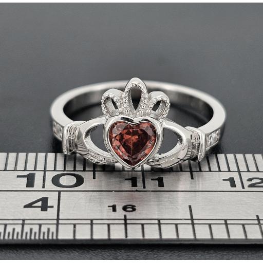 905701 Ruler Front.jpg